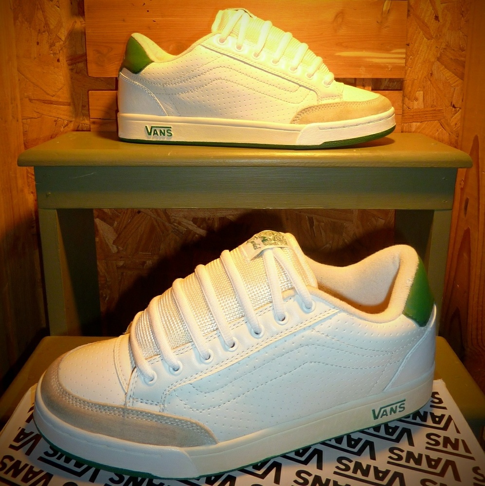🔥🔥Vans Estilo Tres sz10.5 (ULTRA RARE)🔥🔥